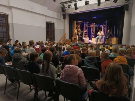 Kokosji rod - Filmska vzgoja na Mirni, foto JSKD OI Trebnje (2)